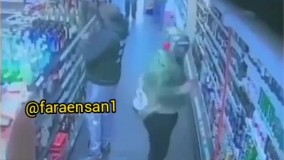 سارق با مزه جلوی دوربین مدار بسته