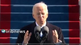 تپق زدن بایدن حین سخنرانی اش
