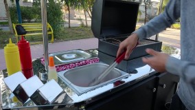 دکه هات داگ