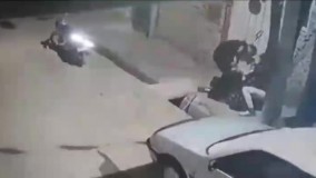 سرقت و زورگیری وحشیانه دو سارق از یک زن در بروجرد