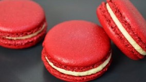 آموزش دستور تهیه شیرینی ماکارون مخمل قرمز