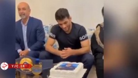 جشن قهرمانی حسن یزدانی در خانه