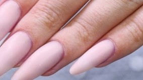 آموزش گام به گام دیزاین ناخن مصنوعی اکلیلی