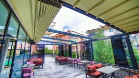 جدیدترین سایبان متحرک ریلی رستوران