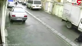 لحظه حمله به زن جوان تهرانی جلوی در خانه : مردان ماسک دار فرار کردند