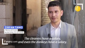 استفاده  از الاغ‌ ها برای جمع آوری زباله در عقره