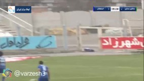 گل اول استقلال به ماشین‌ سازی