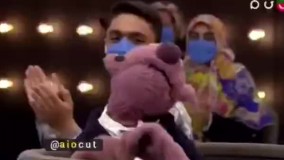 روش جالب «جناب خان» برای رفع گرفتگی عضلات کمر