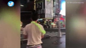 مرد پرنده بر فراز میدان تایمز نیویورک