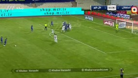 گل اول استقلال به گل‌گهر توسط مرادمند