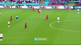 گل اول انگلیس به دانمارک با گل به خودی کیائر