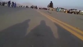 زمزمه سرود «سرزمین من» در فرودگاه کابل