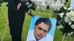 تصاویری از مراسم خاکسپاری شهرام کاشانی 2