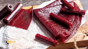 طرزتهیه لواشک خانگی ترش با میوه‌ های خوش‌ قیمت آخر تابستان