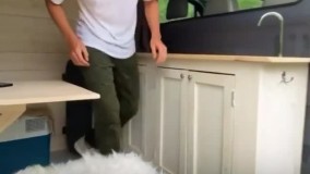 اگر از کار با موبایل خسته شدید این ویدئو را ببینید