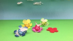 آموزش رنگ ها با اسباب بازی