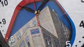ساعت دیواری تبلیغاتی با متن اختصاصی و برند شما