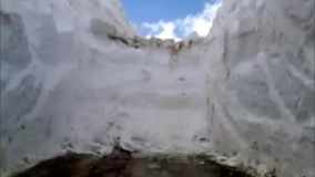 برف فوق سنگین گردنه گله بادوش در الیگودرز