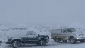 بارش شدید برف در بیابان‌های عربستان