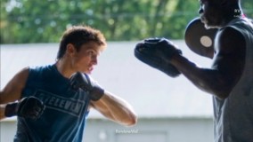 فیلم سینمایی رزمی - اکشن عقب نشینی نکن 2008