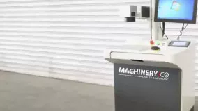 دستگاه لیزر حک با برند MachineryJCO برای حکاکی با کیفیت بالا روی فلزات