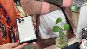 ماجرای دختری که در ولنتاین با آیفون سورپرایز شد