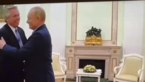 دیدار پوتین و رییس جمهور آرژانتین همراه با دست دادن و بغل کردن