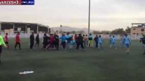 درگیری و زد و خورد شدید میان تیم مهدوی کیا و پیکان