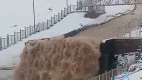 آبشار کوهرنگ زاینده‌ رود را از خشکی نجات داد