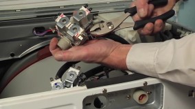 تعمیر ماشین لباسشویی-تعمیر موتور لباسشویی-تعویض شیر ورودی روش دوم