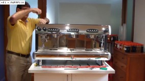 تعمیر اسپرسوساز خانگی-تعمیر اسپرسوساز رایگان-برداشتن پنل های دستگاه