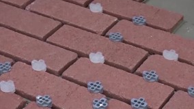 نصب سنگ آنتیک-نصب سنگ آنتیک روی کاغذ دیواری -آموزش نصب سنگ فرش با سنگ مصنوعی