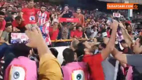 جشن قهرمانی ساکت الهامی کنار هواداران نساجی