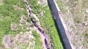 آن‌جایی که عشق و حال می‌کردید، بوی تعفن می‌دهد