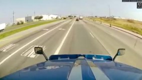 پرس‌شدن بین دو کامیون هنگام سبقت جنون‌ آمیز