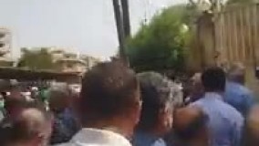 شعار بازنشستگان در اعتراض به رقم افزایش حقوق‌ها