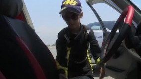 هنرنمایی دختر ۷ ساله ایرانی با پژو