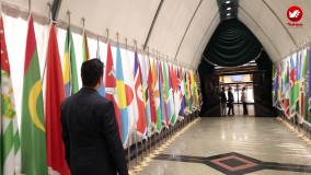 دریافت لوح مدیر موفق ملی توسط پویا واثق ملکی - از اجلاس مدیران موفق ملی .