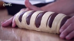 طرز تهیه نان شیرمال شکلاتی در خانه