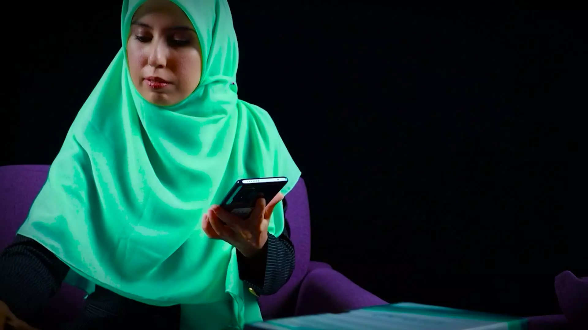 ارائه گواهینامه طی دوره‌های آموزشی حقوق پس از  قبولی در آزمون آنلاین