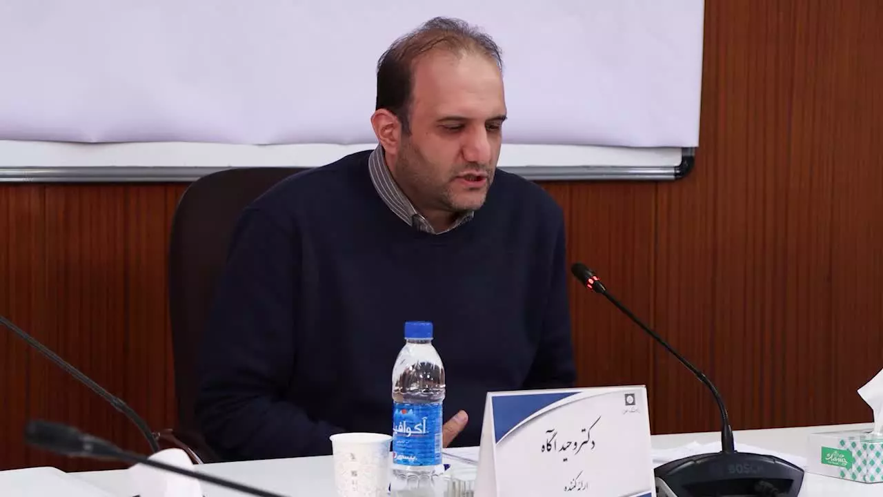 نسبت نظام صدور مجوز آثار هنری با قانون اساسی جمهوری اسلامی ایران