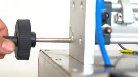 دستگاه پرکن مایعات پنوماتیک 3 -300 میلی لیتر