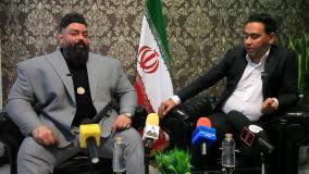 مهندس اصغر اکبری حامی دکتر افشین مباشر برای جهانی شدن