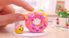 تزیین کیک دونات مینیاتوری