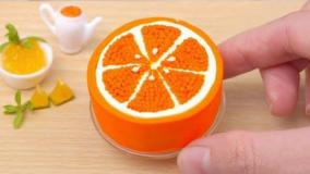 کیک اسفنجی پرتقالی مینیاتوری