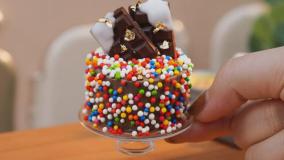 کیک شکلاتی مینیاتوری