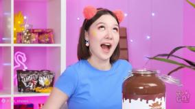 چالش غذایی خنده دار: چالش شکلات نوتلای بزرگ و کوچک خنده دار | سرگرمی کودکان و بانوان