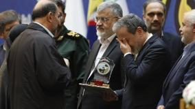 انگشتر شهید سلیمانی به عباس عراقچی اهدا شد| ۱۸ دی ۱۴۰۳