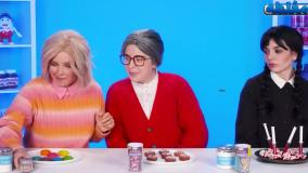 چالش غذایی چالش خوراکی ونزدی ادامز و ایند با مادربزرگ