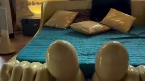 تخت غول پیکر